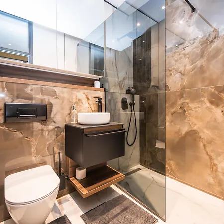 Luxury Design 2bdr *