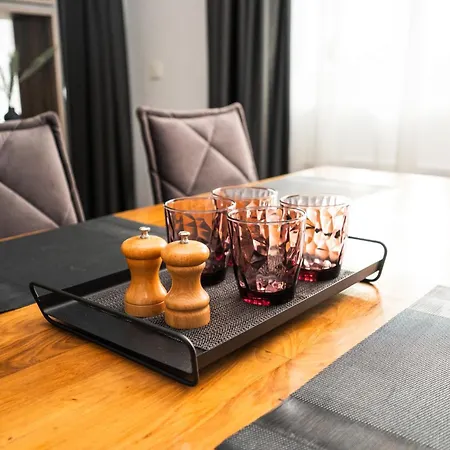 Luxury Design 2bdr *